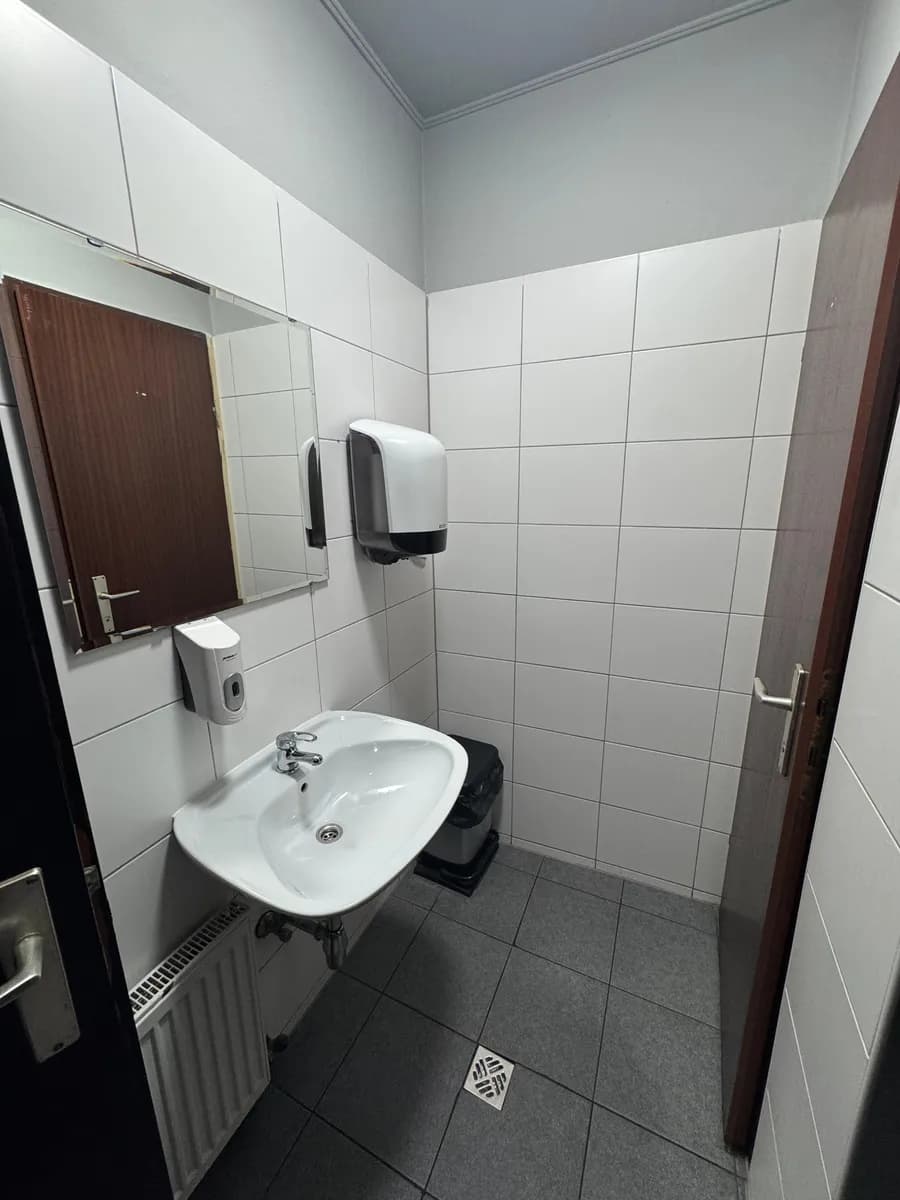 3-Zimmer-Gewerbeimmobilie mieten in Wien – 78 m², € 1.300 – Bild 10 von 10