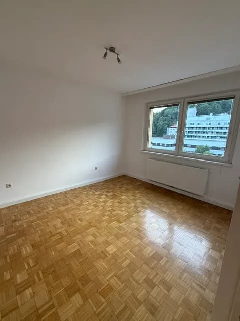 2-Zimmer-Wohnung mieten in Leoben – 55 m², € 800 – Bild 1 von 8