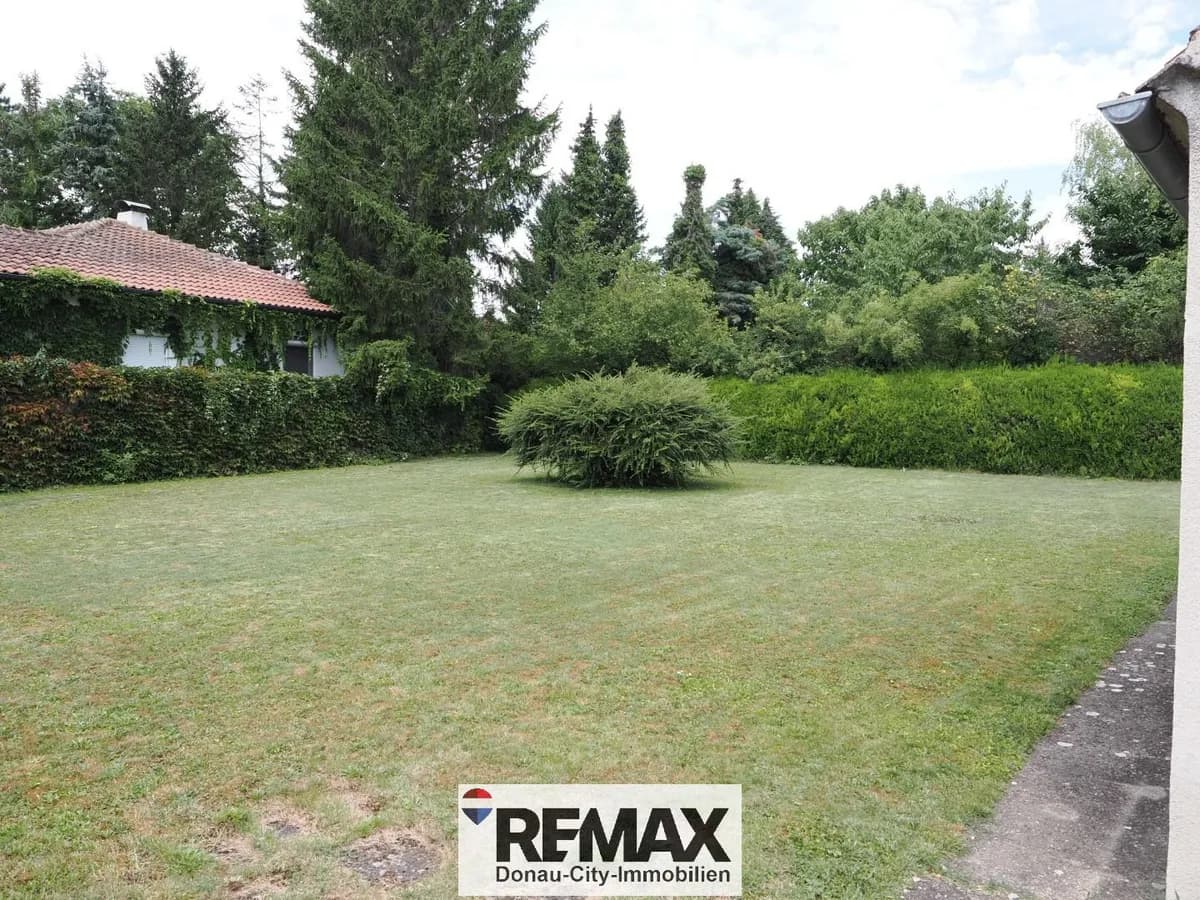 Grundstück kaufen in Tulln – 1 140 m², € 500.000