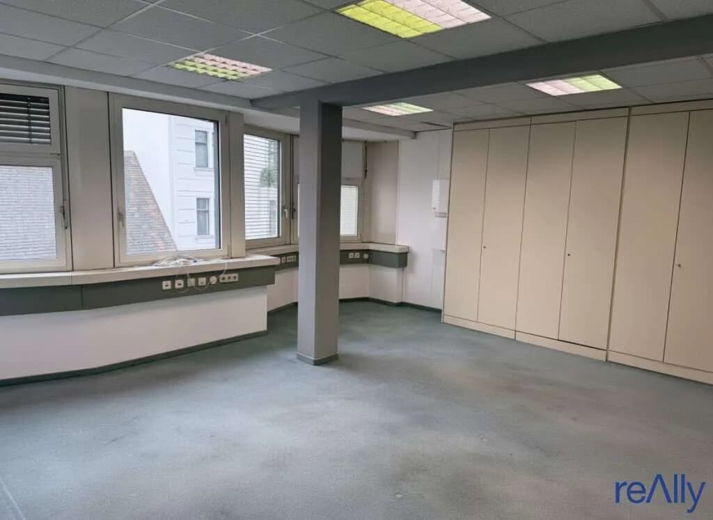 9-Zimmer-Gewerbeimmobilie mieten in Wien – 235 m², € 2.891 – Bild 9 von 17