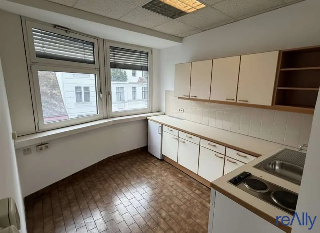 9-Zimmer-Gewerbeimmobilie mieten in Wien – 235 m², € 2.891 – Bild 13 von 17