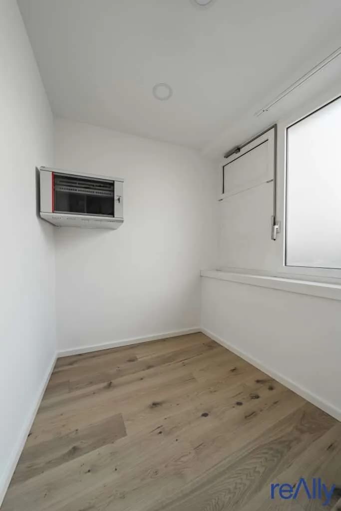 Gewerbeimmobilie mieten in Wien – 240 m², € 3.324 – Bild 9 von 14