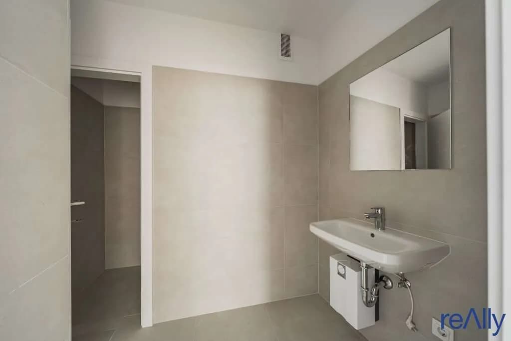 Gewerbeimmobilie mieten in Wien – 240 m², € 3.324 – Bild 10 von 14