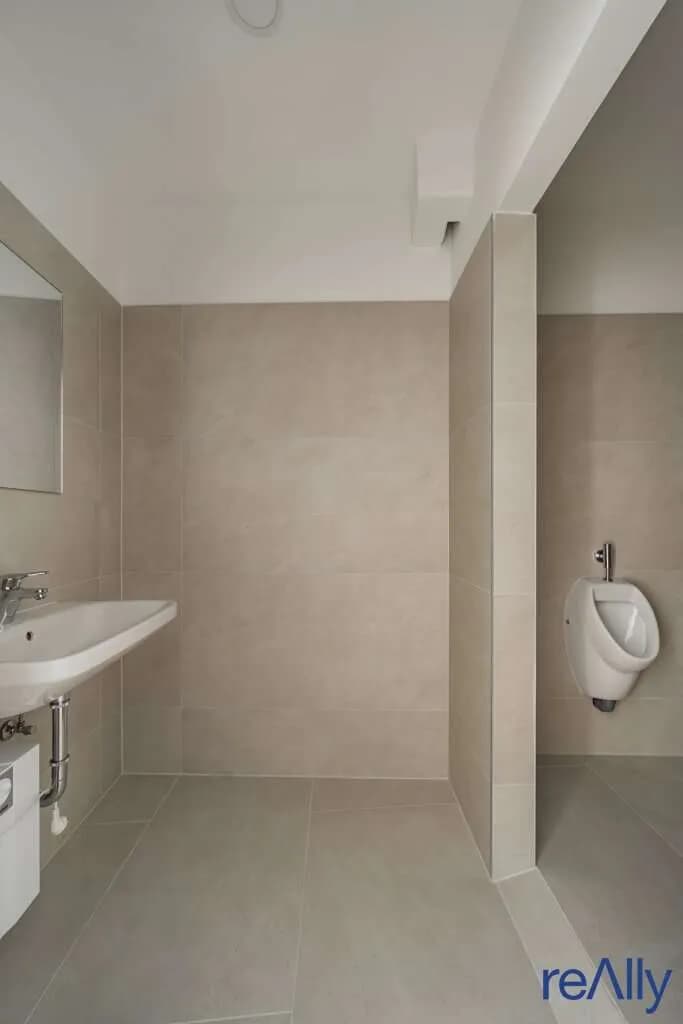 Gewerbeimmobilie mieten in Wien – 240 m², € 3.324 – Bild 11 von 14