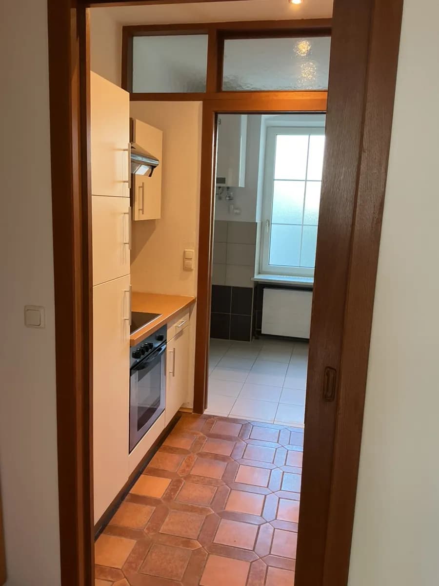 1-Zimmer-Wohnung mieten in Linz – 30 m², € 480 – Bild 1 von 9
