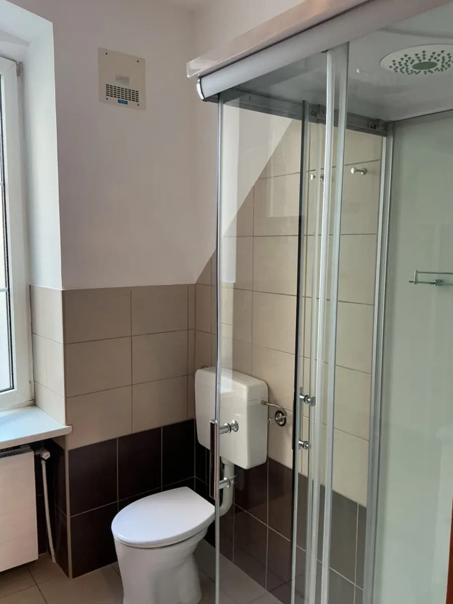 1-Zimmer-Wohnung mieten in Linz – 30 m², € 480 – Bild 3 von 9