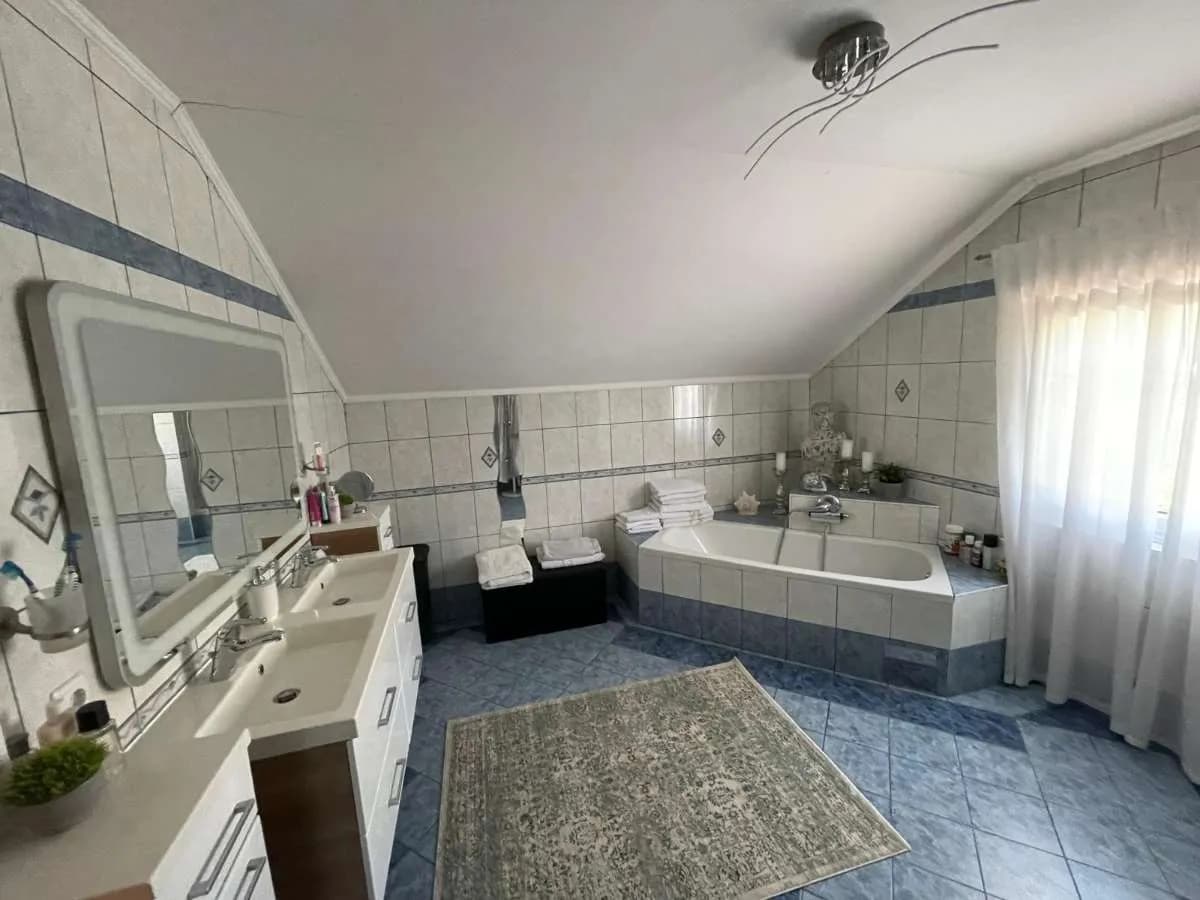 4-Zimmer-Haus kaufen in Sankt Veit an der Glan – 160 m², € 629.000 – Bild 20 von 21