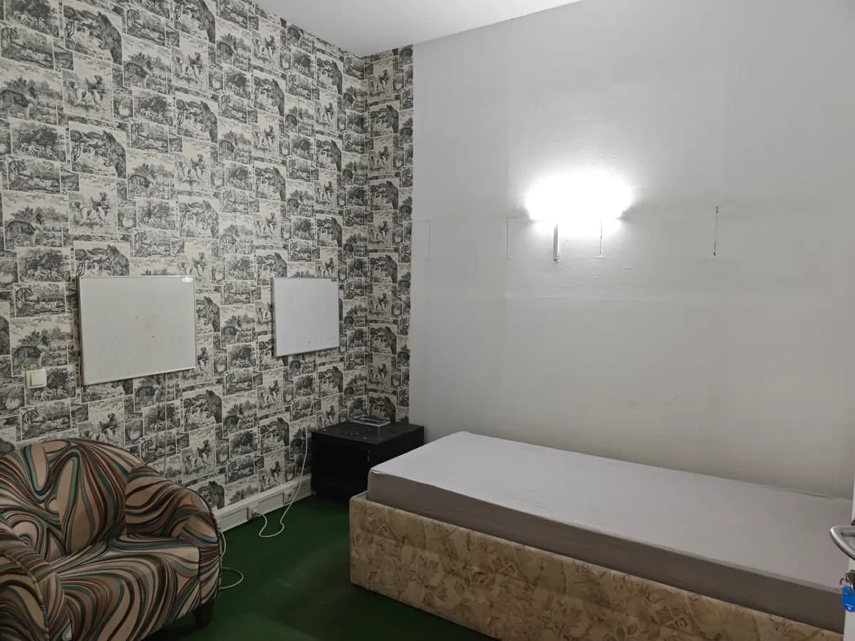 1-Zimmer-Wohnung mieten in Wien – 16 m², € 460 – Bild 1 von 6