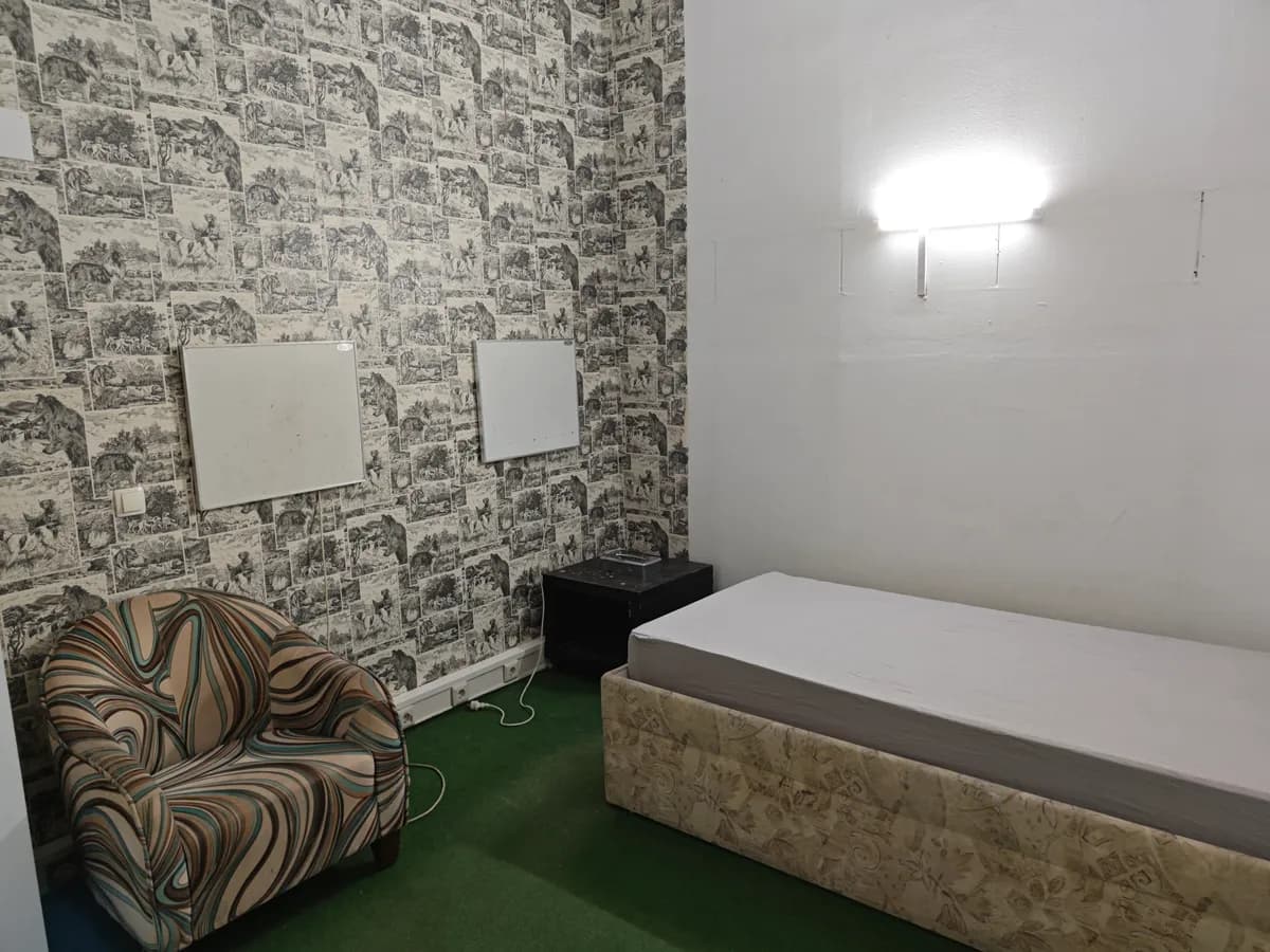 1-Zimmer-Wohnung mieten in Wien – 16 m², € 460 – Bild 2 von 6