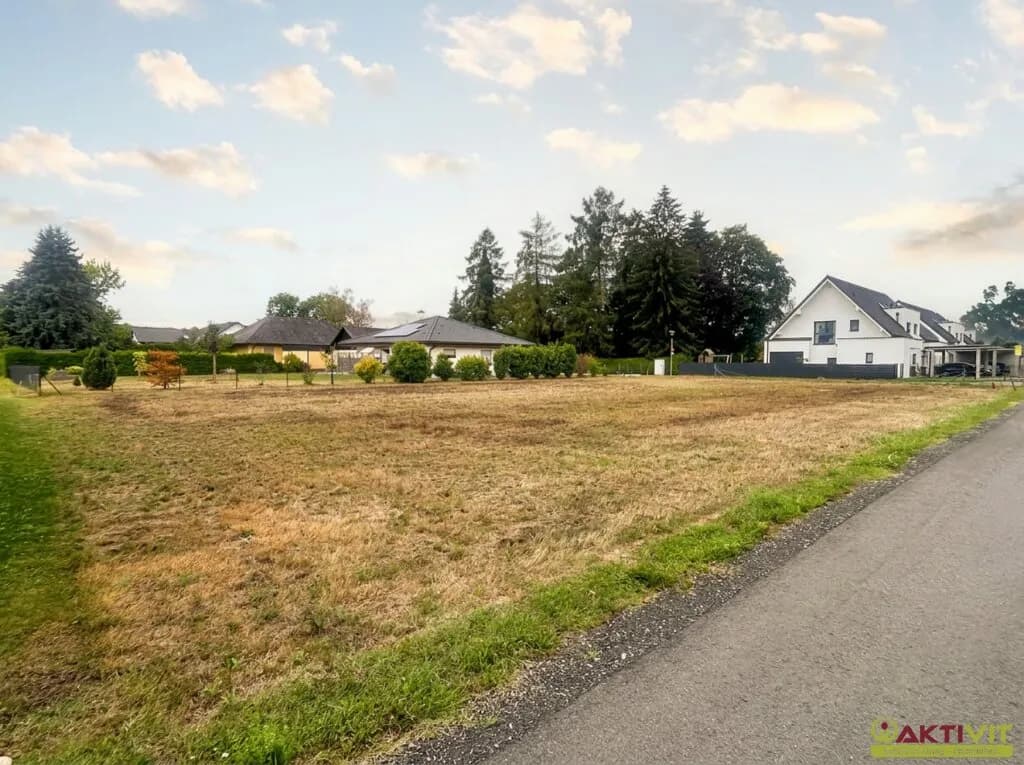 Grundstück kaufen in Leibnitz – 1 240 m², € 272.800