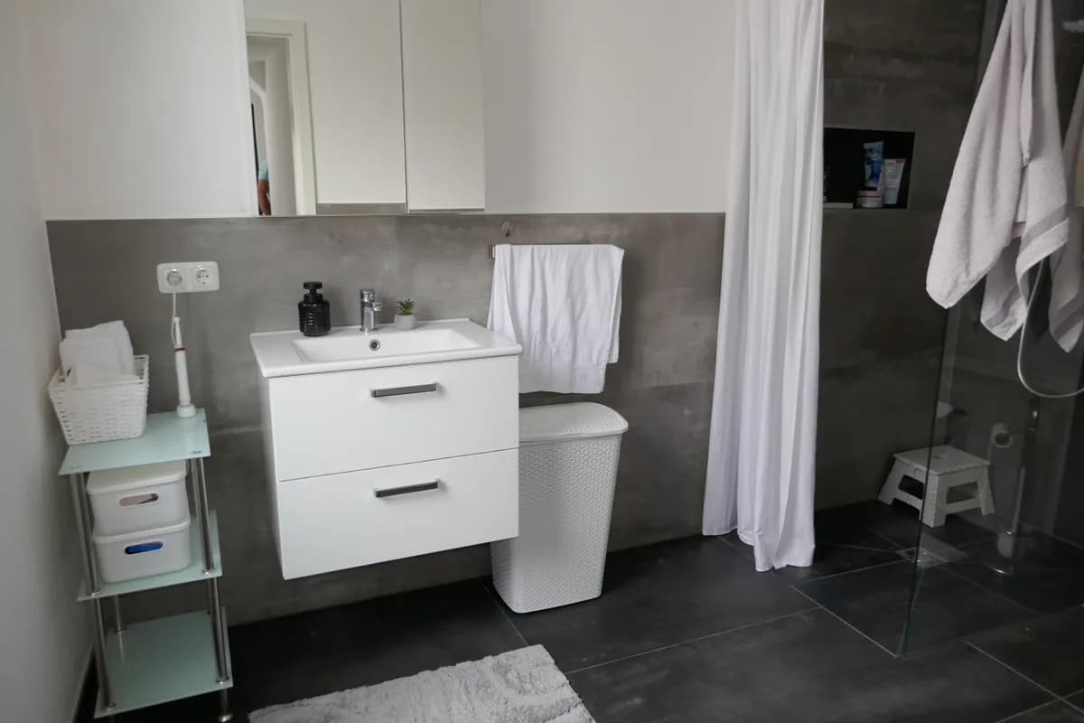 6-Zimmer-Haus kaufen in Vöcklabruck – 140 m², € 466.000 – Bild 7 von 8