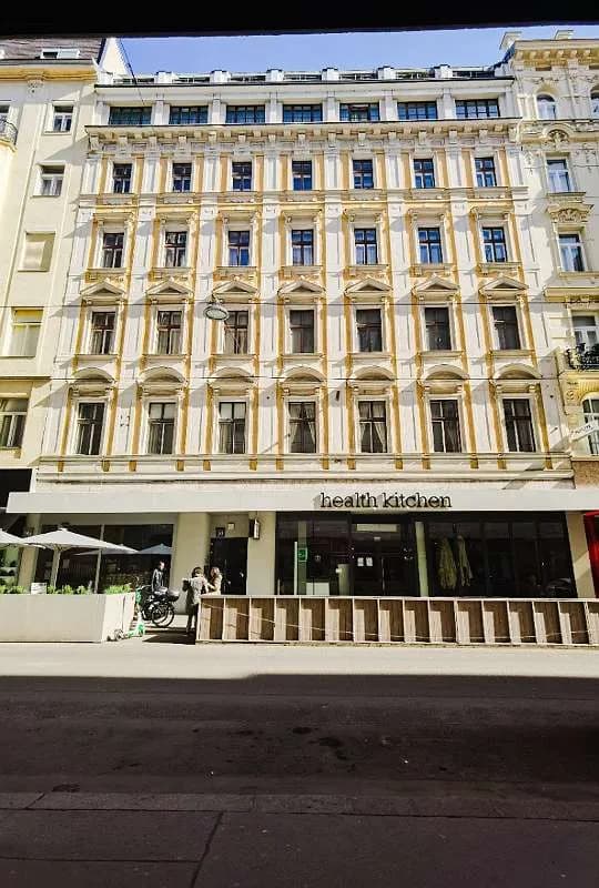 2-Zimmer-Wohnung mieten in Wien – 70 m², € 2.100 – Bild 4 von 9