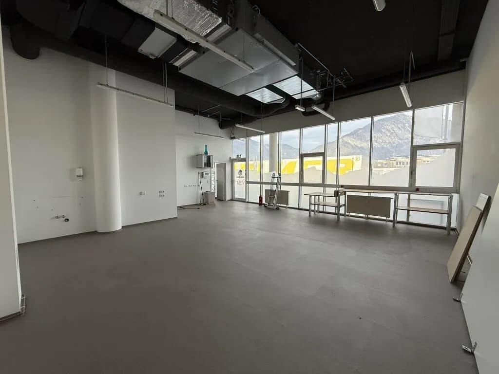 Gewerbeimmobilie mieten in Kufstein – 211 m², € 2.973 – Bild 11 von 17