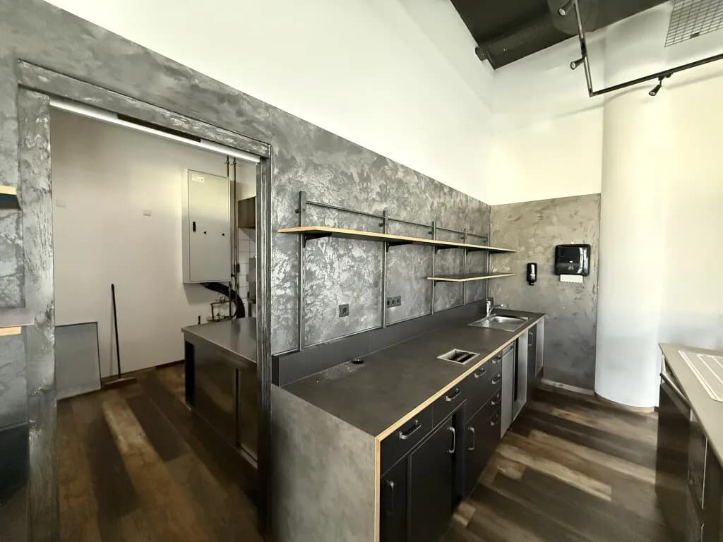 Gewerbeimmobilie mieten in Kufstein – 211 m², € 2.973 – Bild 12 von 17