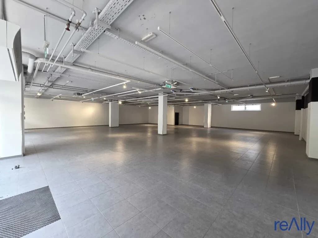 Gewerbeimmobilie mieten in Korneuburg – 424 m², € 6.521 – Bild 3 von 11
