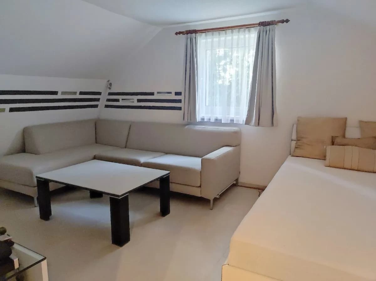 Haus kaufen in Wels-Land – 200 m², € 285.000 – Bild 13 von 14
