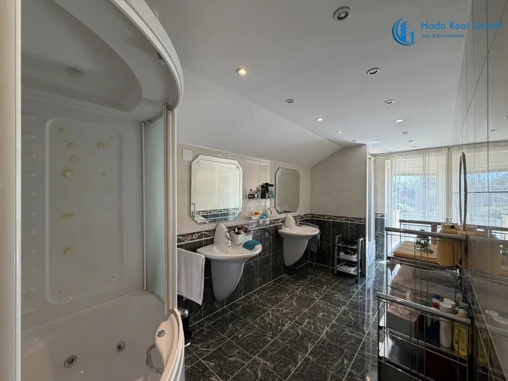 8-Zimmer-Haus kaufen in Baden – 237,1 m², € 1.200.000 – Bild 19 von 62