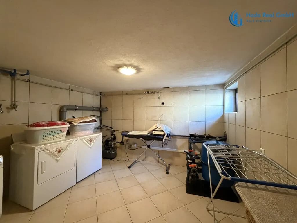 8-Zimmer-Haus kaufen in Baden – 237,1 m², € 1.200.000 – Bild 26 von 62