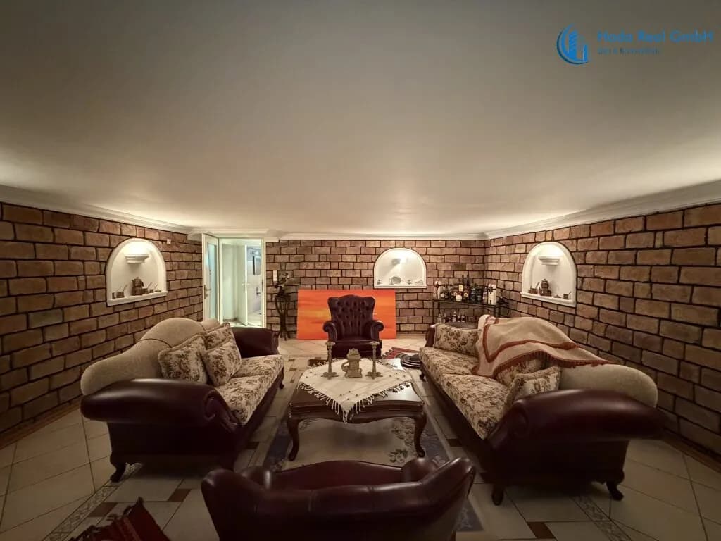 8-Zimmer-Haus kaufen in Baden – 237,1 m², € 1.200.000 – Bild 28 von 62