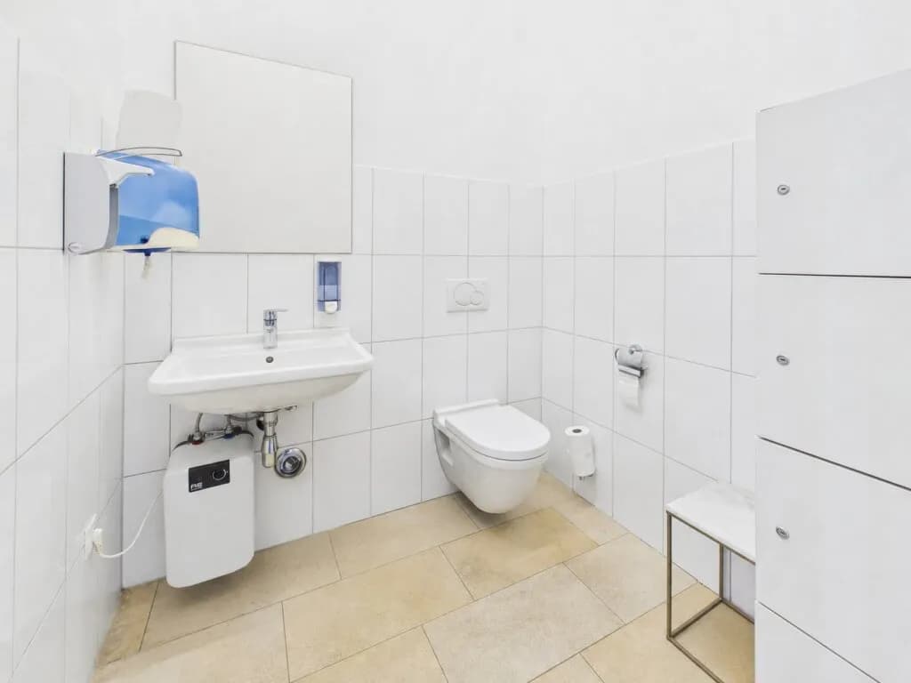Gewerbeimmobilie mieten in Feldkirch – 308 m² – Bild 8 von 11