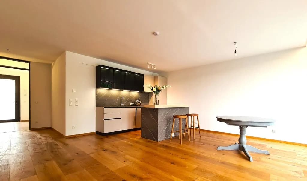 4-Zimmer-Wohnung mieten in Neunkirchen – 107,17 m², € 1.872 – Bild 3 von 24