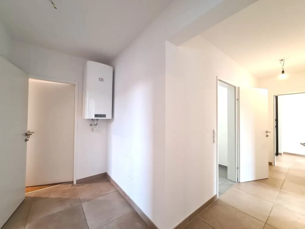 4-Zimmer-Wohnung mieten in Neunkirchen – 107,17 m², € 1.872 – Bild 12 von 24