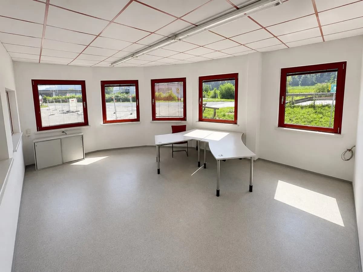 Gewerbeimmobilie mieten in Klagenfurt Land – 860 m², € 4.988 – Bild 3 von 5
