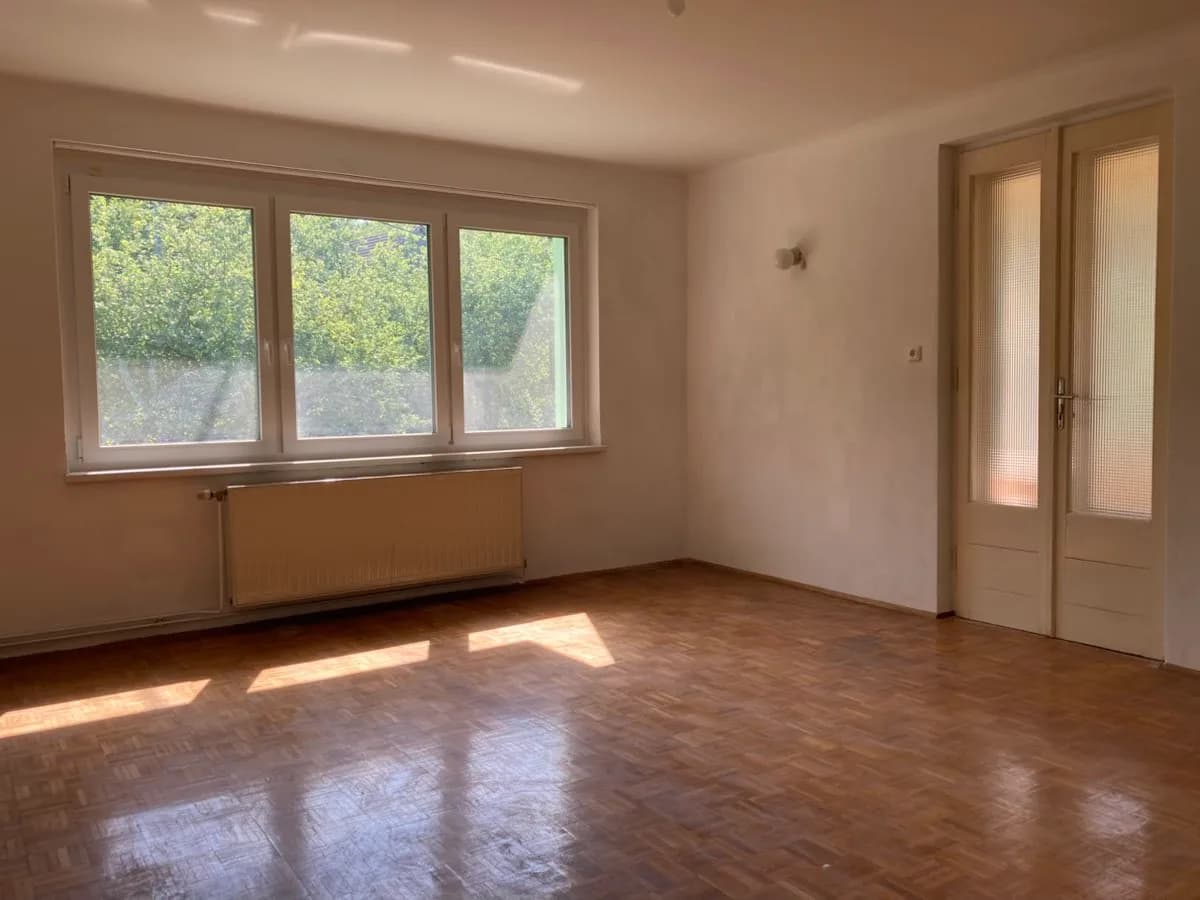 4-Zimmer-Wohnung mieten in Baden – 145 m², € 1.240