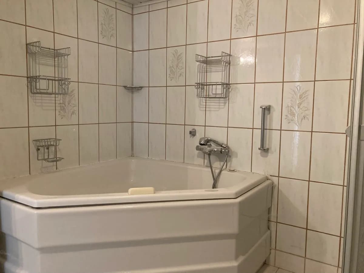 4-Zimmer-Wohnung mieten in Baden – 145 m², € 1.240 – Bild 12 von 15