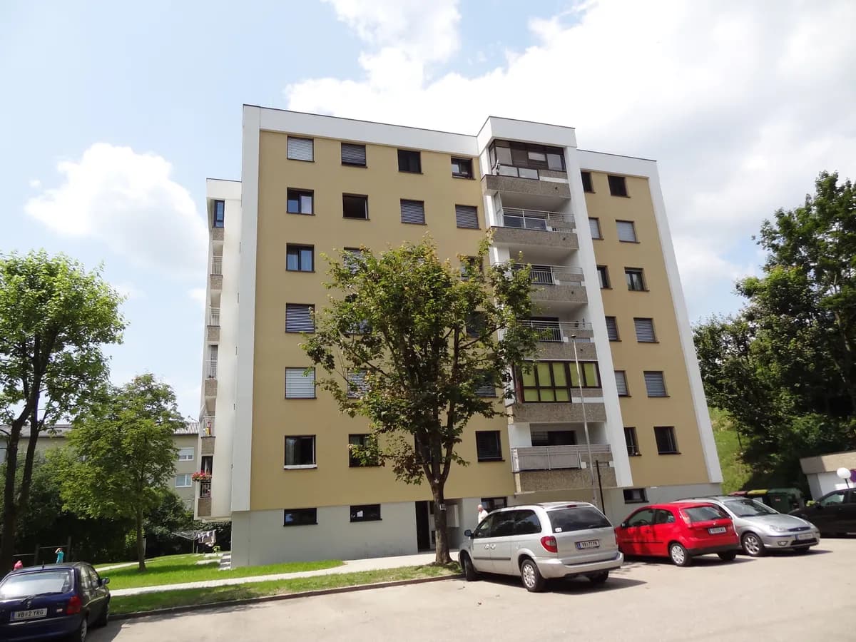 3-Zimmer-Wohnung mieten in Vöcklabruck – 83 m², € 1.160 – Bild 1 von 10