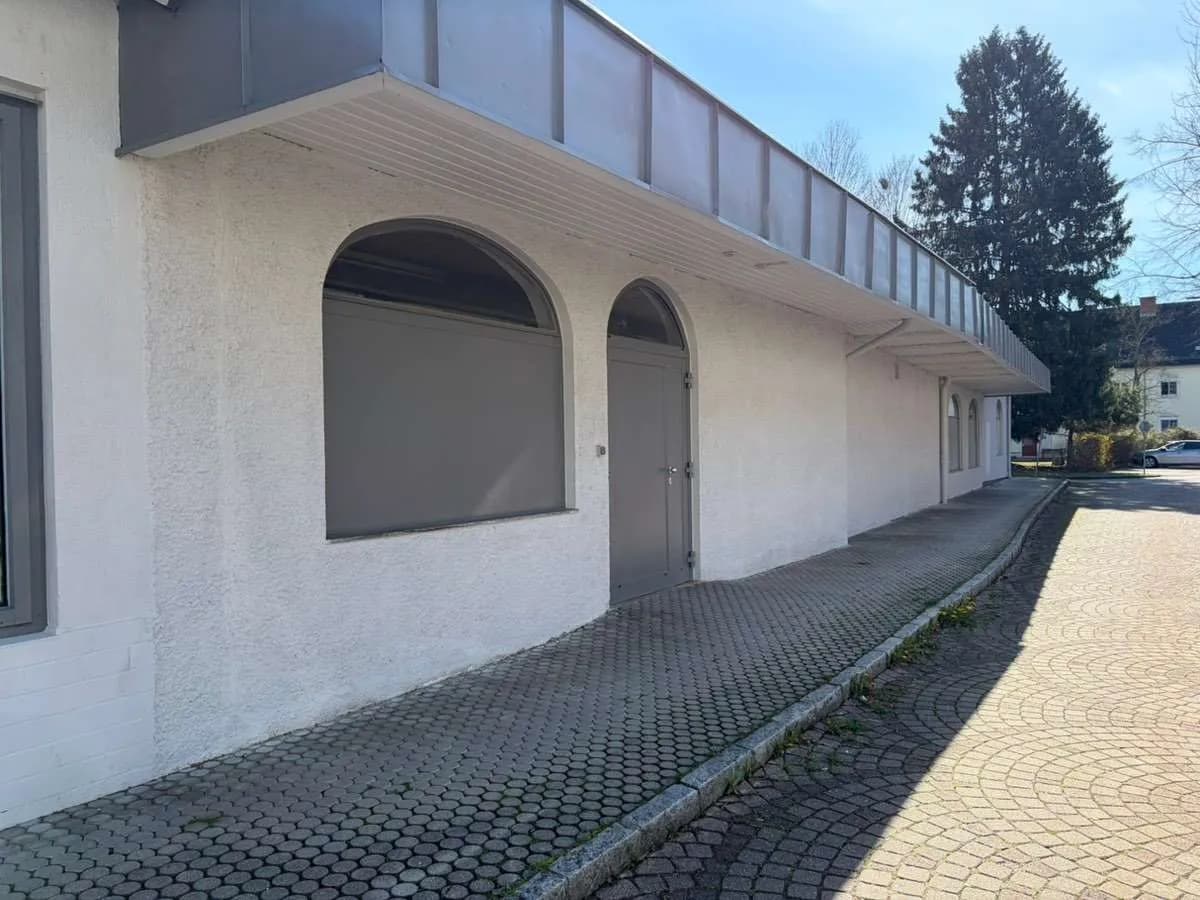 5-Zimmer-Gewerbeimmobilie mieten in Braunau am Inn – 456 m², € 4 – Bild 13 von 14