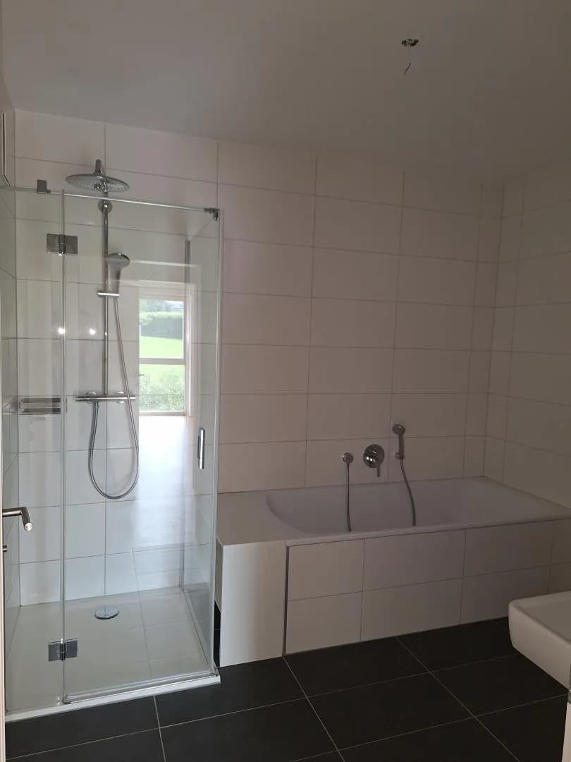 4-Zimmer-Wohnung mieten in Gmunden – 99,41 m², € 1.561 – Bild 4 von 9