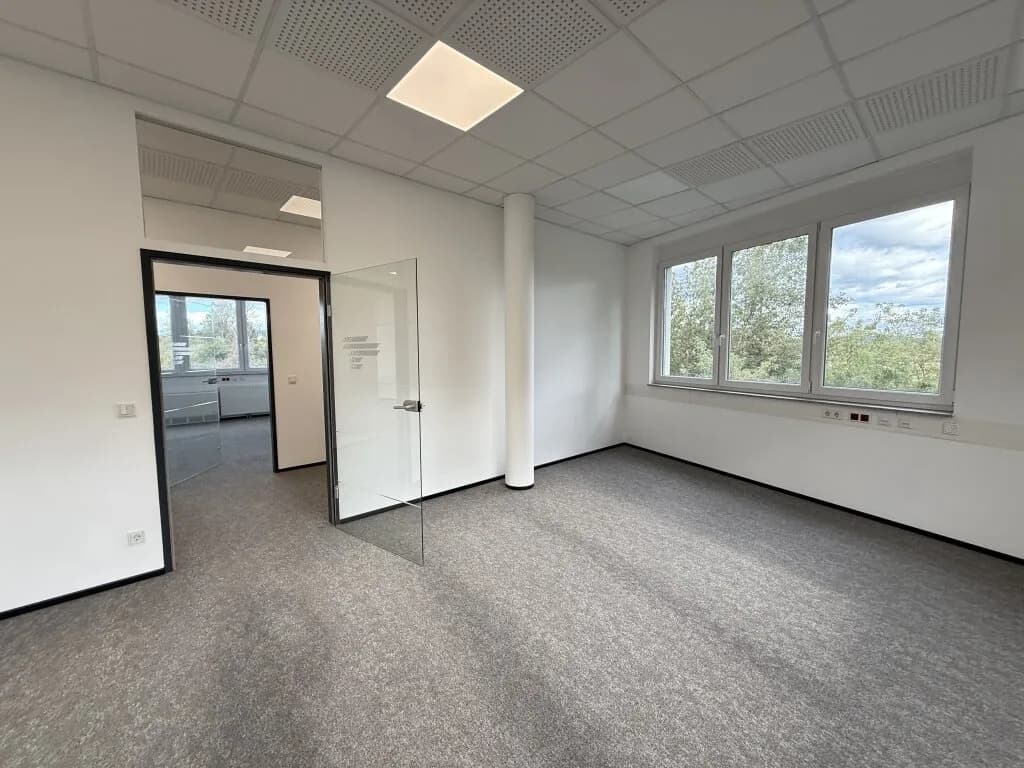 5-Zimmer-Gewerbeimmobilie mieten in Weiz – 149 m², € 1.921 – Bild 2 von 8