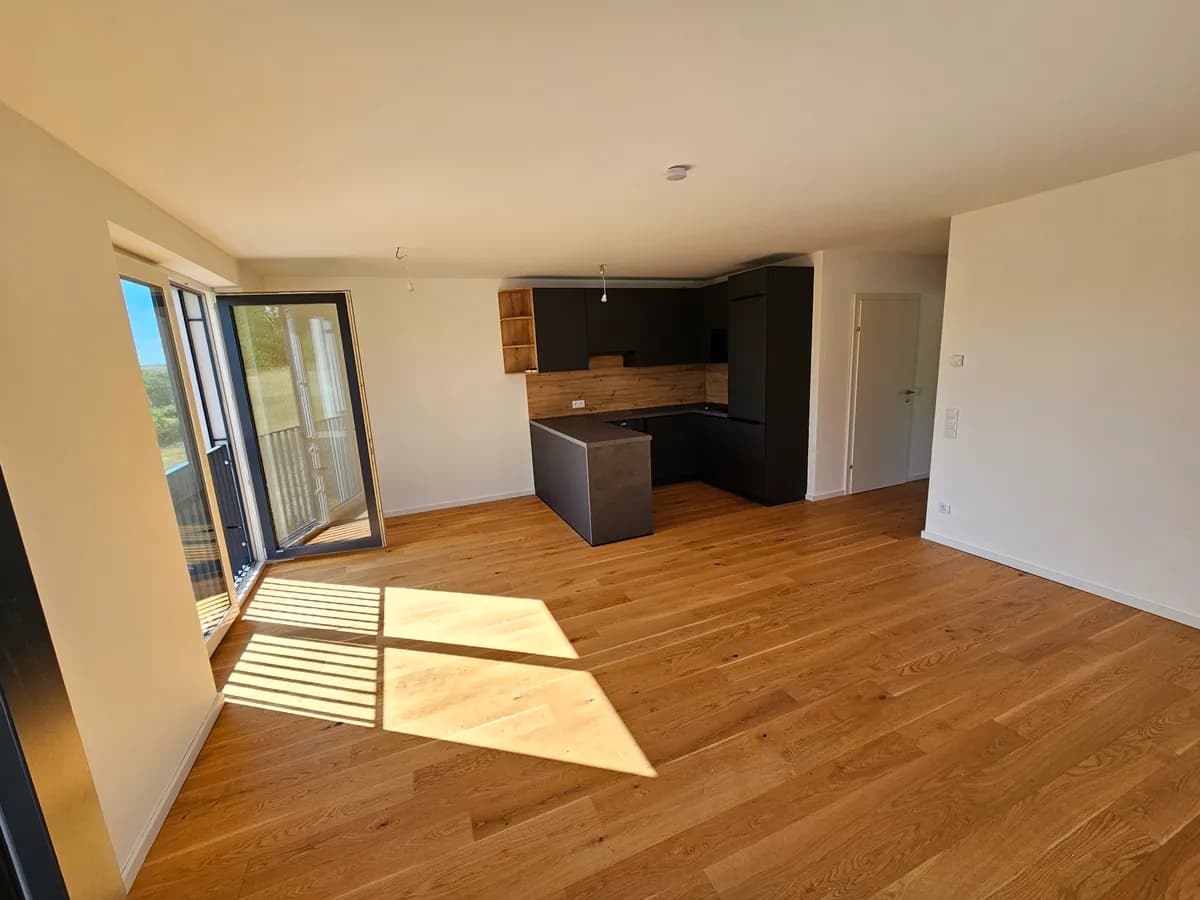 2-Zimmer-Wohnung mieten in Hollabrunn – 58 m², € 1.055 – Bild 1 von 19