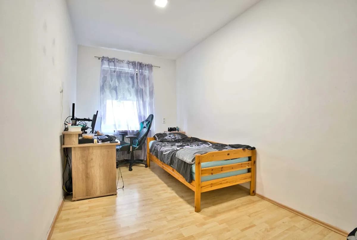 7-Zimmer-Gewerbeimmobilie kaufen in Vöcklabruck – 180 m², € 260.000 – Bild 5 von 15