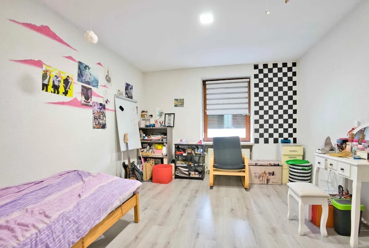 7-Zimmer-Gewerbeimmobilie kaufen in Vöcklabruck – 180 m², € 260.000 – Bild 10 von 15