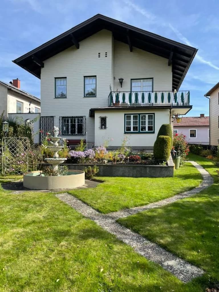 6-Zimmer-Haus kaufen in Waidhofen an der Thaya – 180 m², € 299.000 – Bild 1 von 8