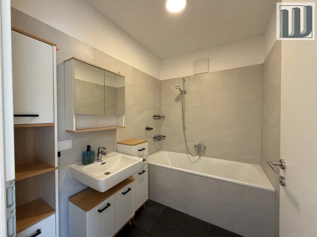 2-Zimmer-Wohnung mieten in Baden – 48 m², € 900 – Bild 14 von 24
