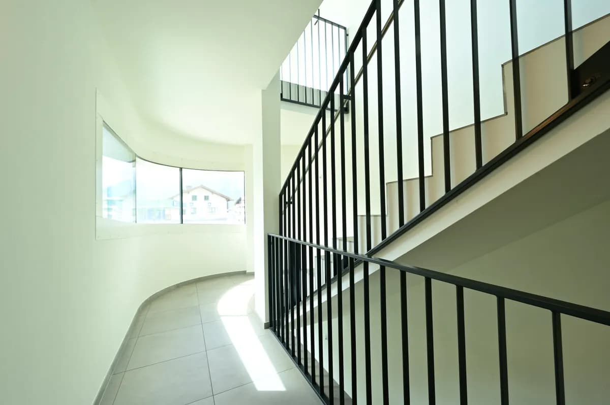 Gewerbeimmobilie mieten in Zell am See – 264 m², € 3.929 – Bild 2 von 11