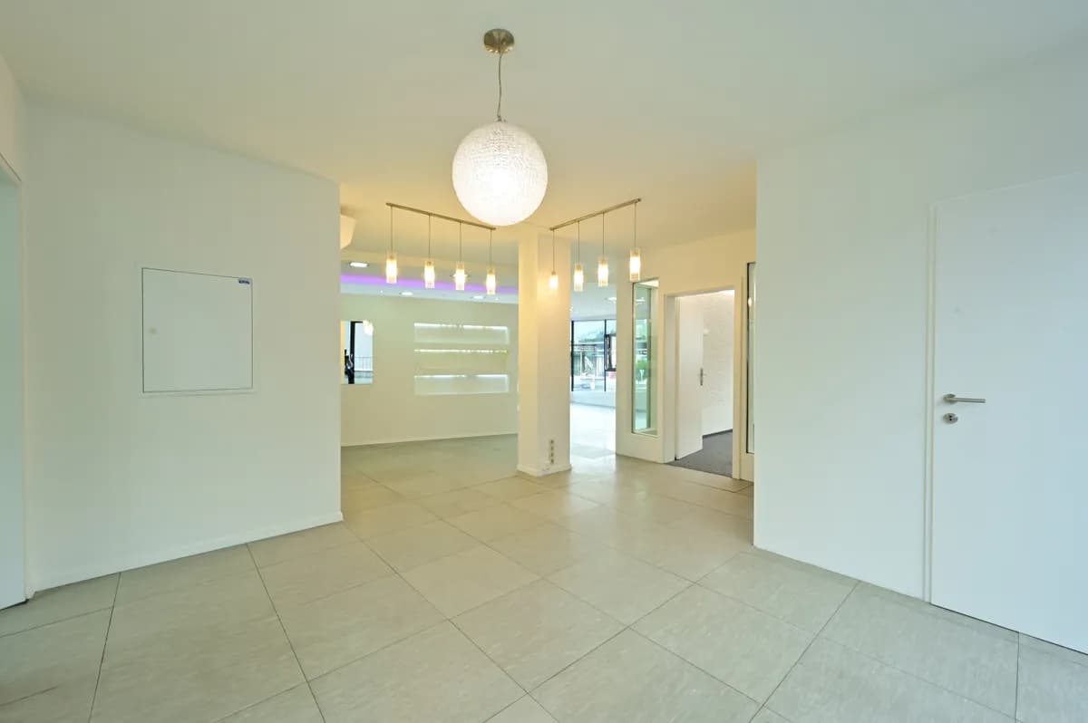 Gewerbeimmobilie mieten in Zell am See – 264 m², € 3.929 – Bild 6 von 11
