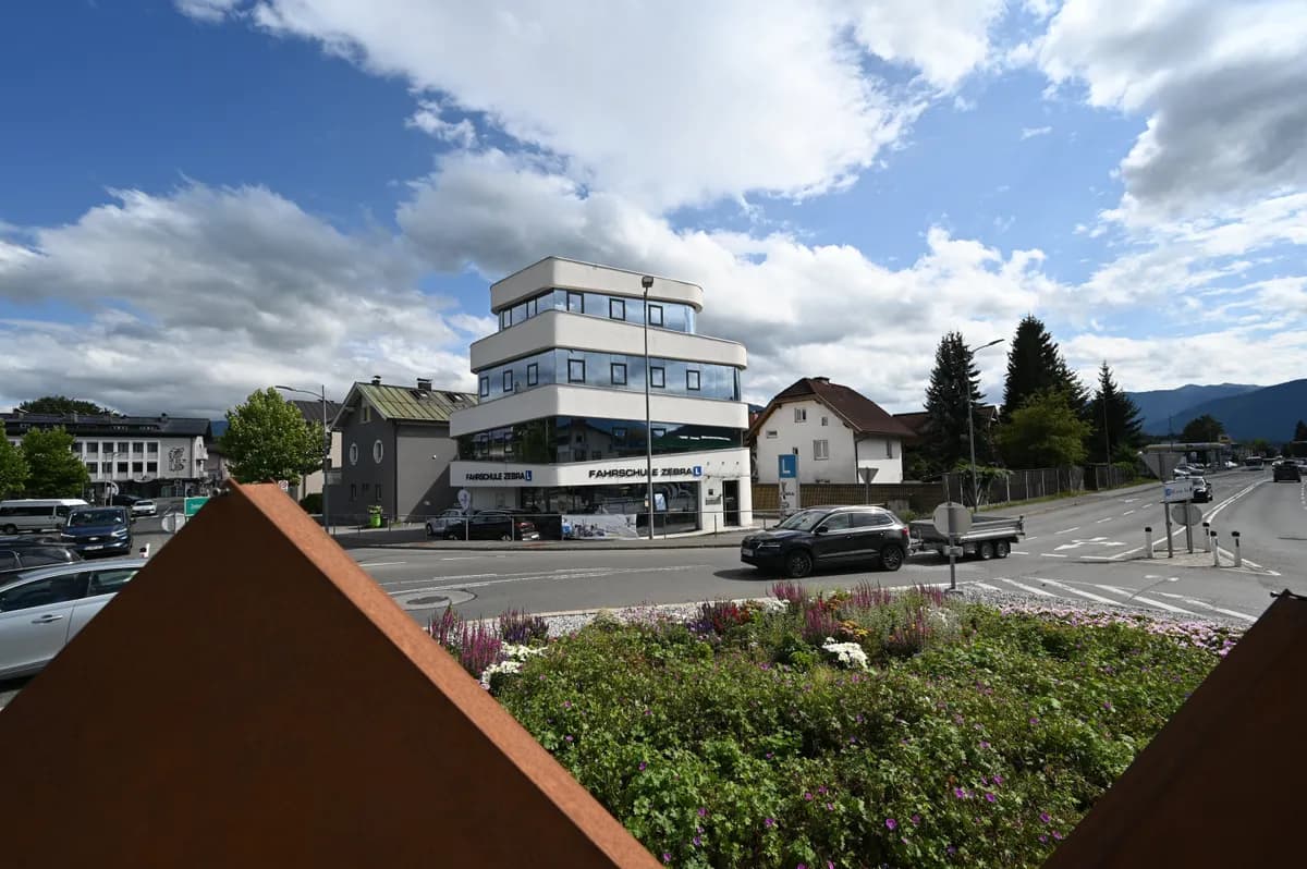 Gewerbeimmobilie mieten in Zell am See – 264 m², € 3.929 – Bild 10 von 11
