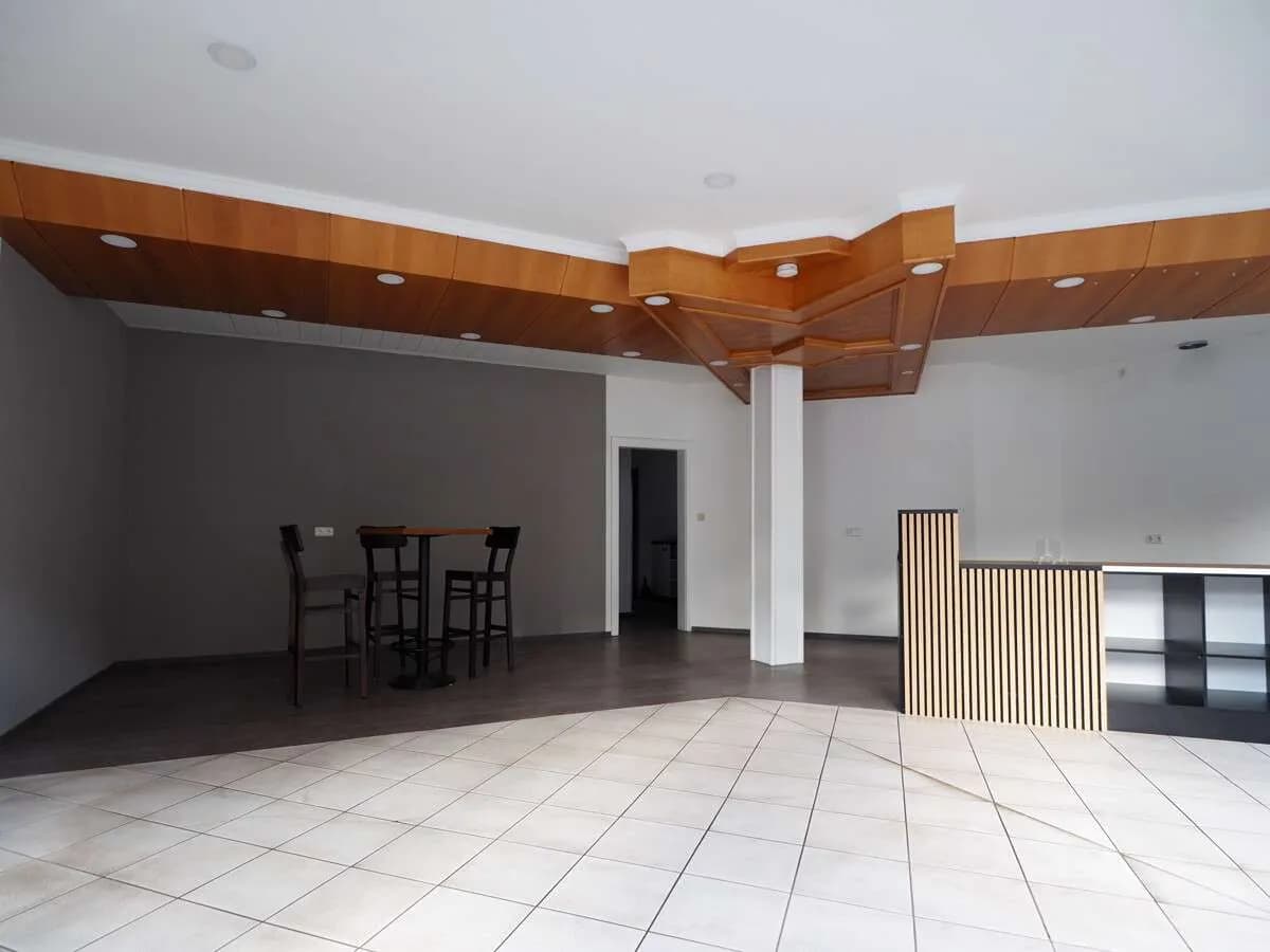 Gewerbeimmobilie kaufen in Steyr-Land – 83 m², € 74.700