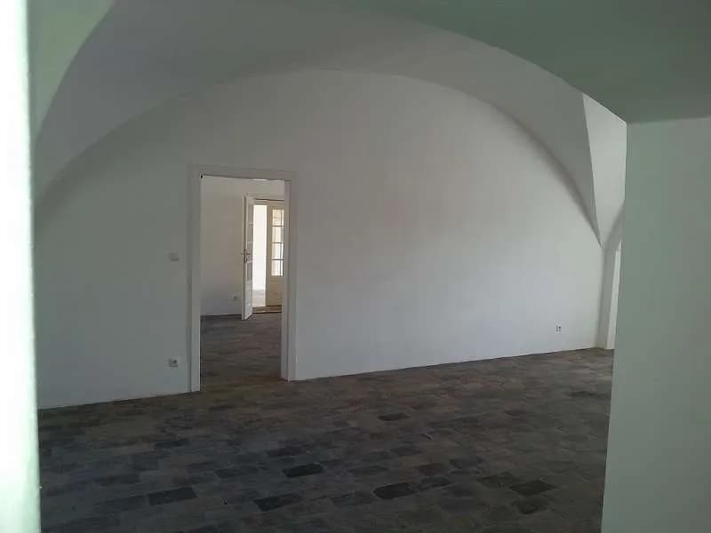 4-Zimmer-Wohnung mieten in Bruck an der Leitha – 180 m², € 1.487 – Bild 5 von 15