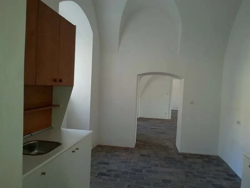 4-Zimmer-Wohnung mieten in Bruck an der Leitha – 180 m², € 1.487 – Bild 6 von 15