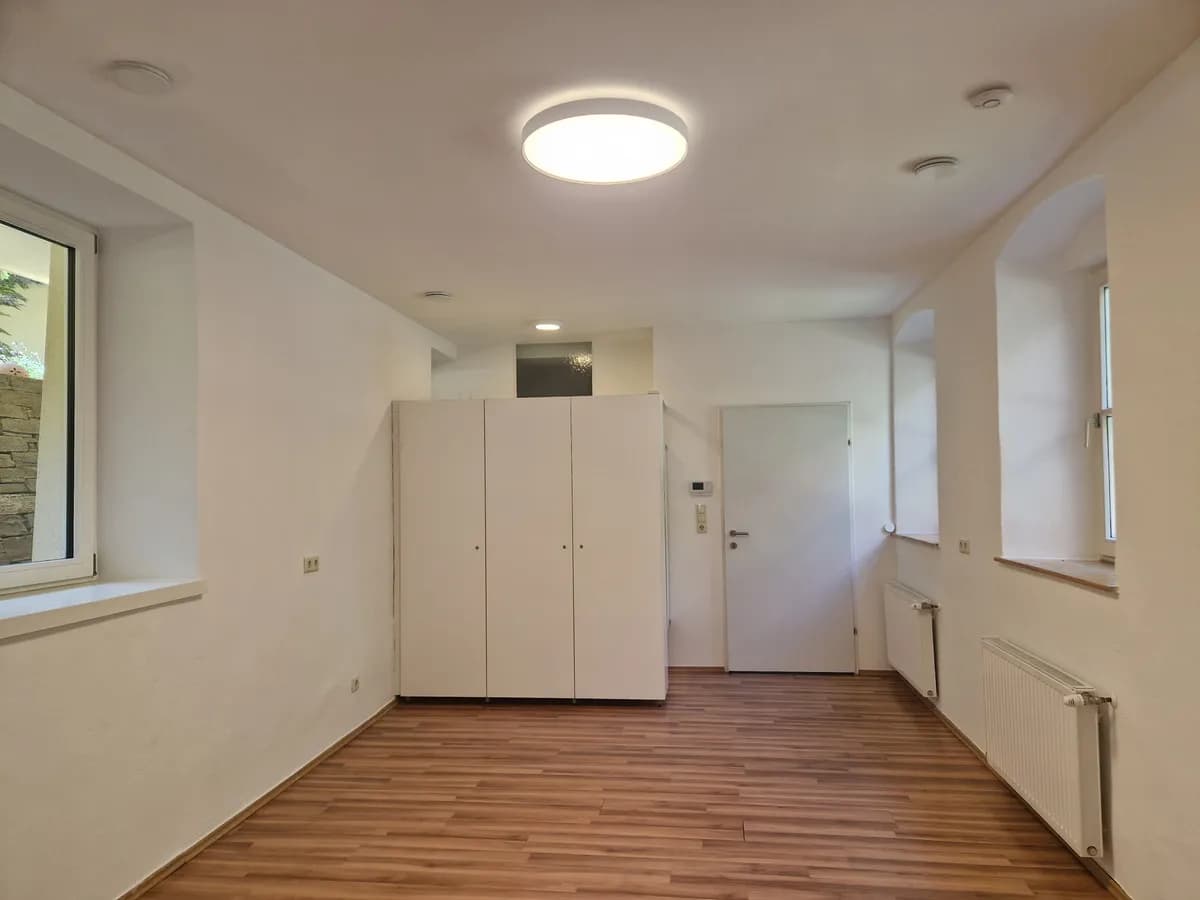 2-Zimmer-Gewerbeimmobilie mieten in Graz – 44 m², € 600 – Bild 2 von 6