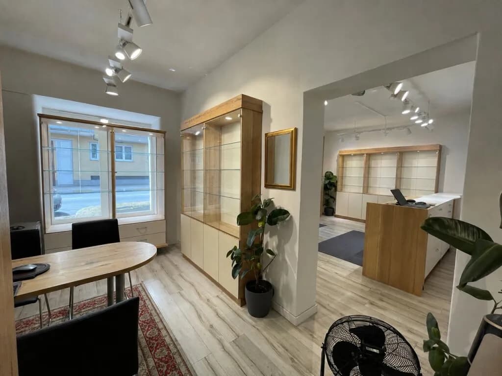 Gewerbeimmobilie mieten in Salzburg Stadt – 46 m², € 1.460 – Bild 2 von 13