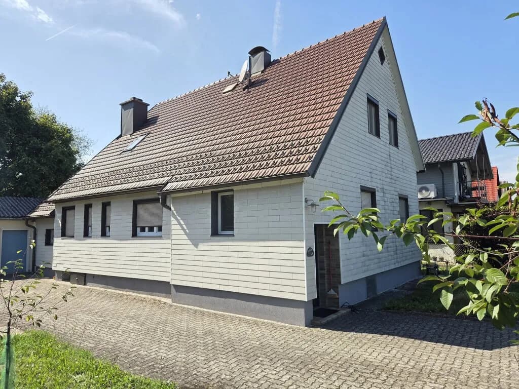 7-Zimmer-Haus kaufen in Amstetten – 128 m², € 336.000 – Bild 1 von 27