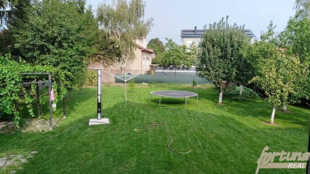 8-Zimmer-Gewerbeimmobilie kaufen in Sankt Pölten Land – 247 m², € 448.000 – Bild 4 von 36