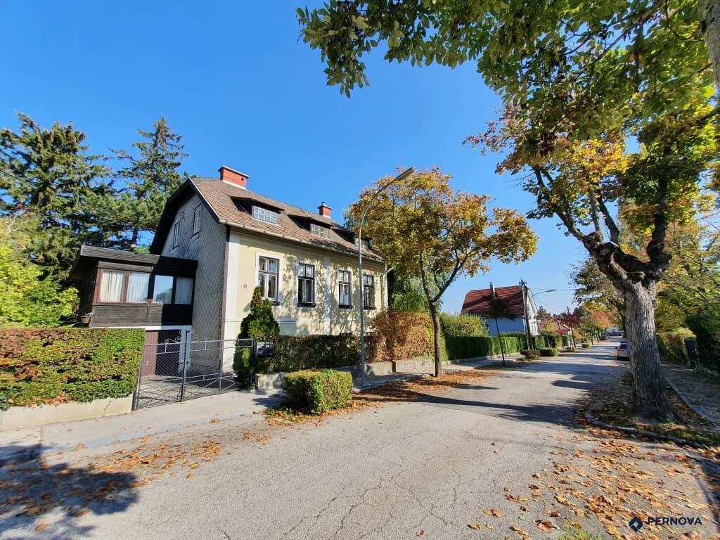 8-Zimmer-Immobilie kaufen in Baden – 259,78 m², € 1.990.000 – Bild 2 von 25