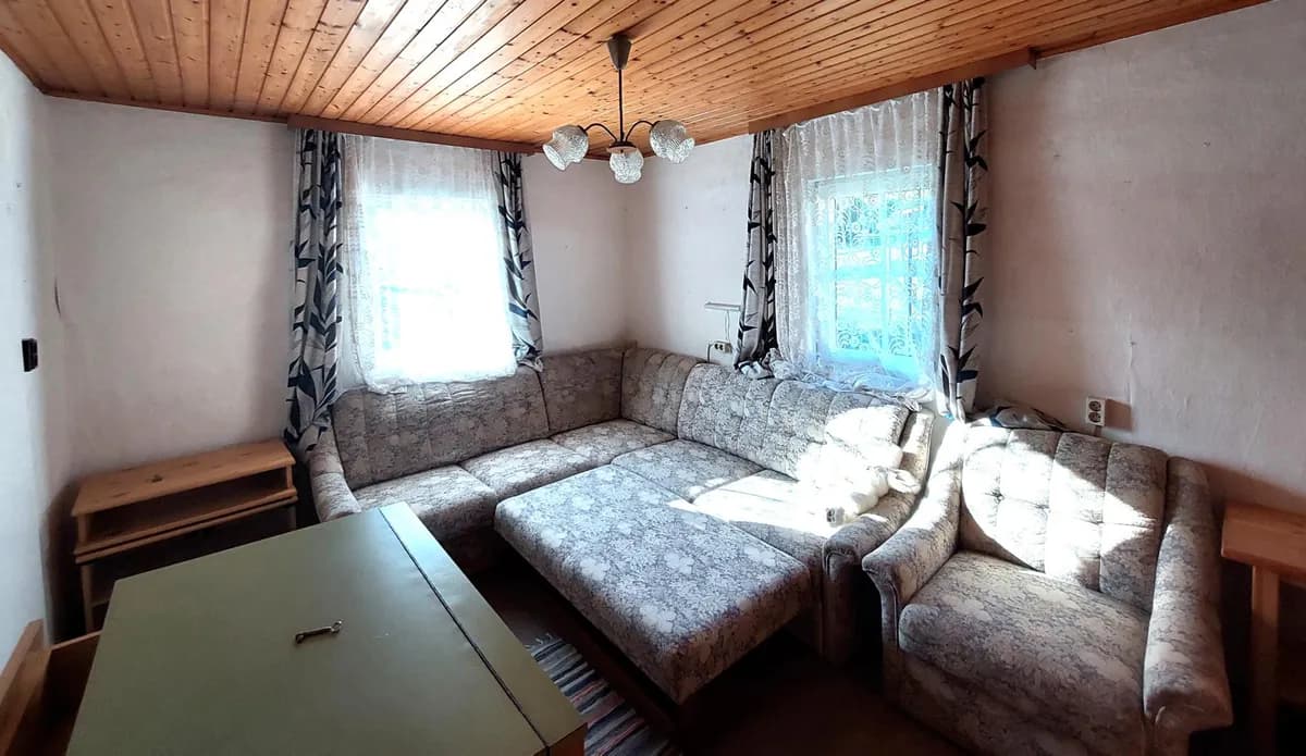 3-Zimmer-Haus kaufen in Vöcklabruck – 65 m², € 135.000 – Bild 1 von 9